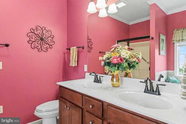 905 WALNUT CREST DR L-0064 DR, Lebanon, PA 17046