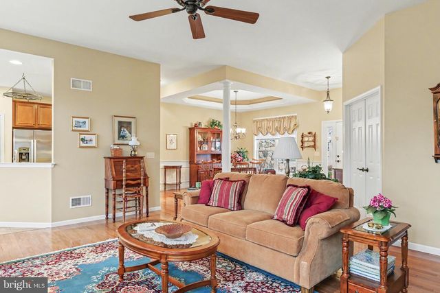 905 WALNUT CREST DR L-0064 DR, Lebanon, PA 17046