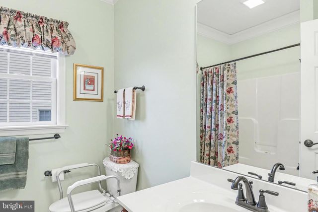 905 WALNUT CREST DR L-0064 DR, Lebanon, PA 17046