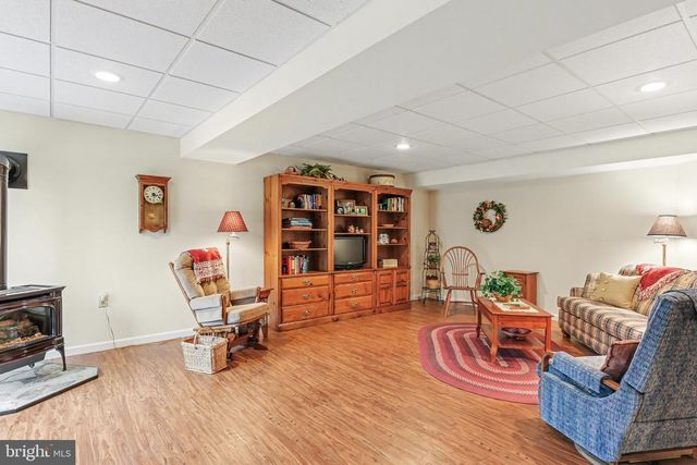 905 WALNUT CREST DR L-0064 DR, Lebanon, PA 17046