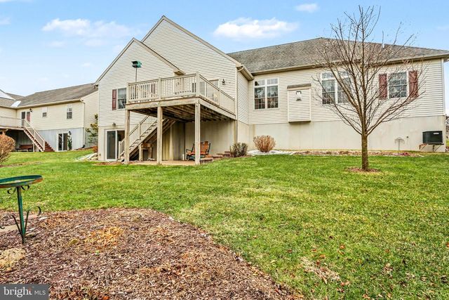 905 WALNUT CREST DR L-0064 DR, Lebanon, PA 17046