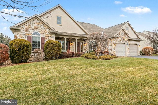 905 WALNUT CREST DR L-0064 DR, Lebanon, PA 17046