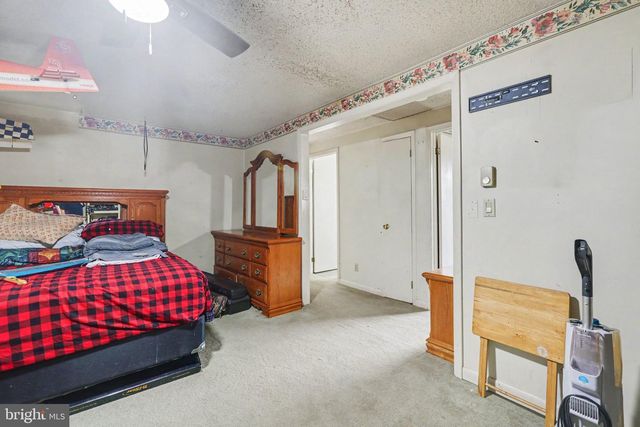 3 HILL DRIVE, Carlisle, PA 17013