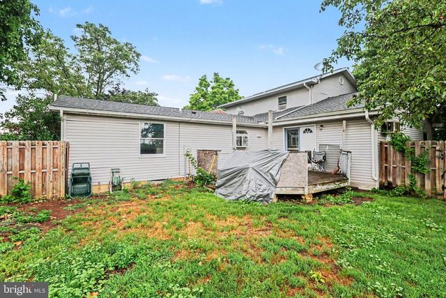 3 HILL DRIVE, Carlisle, PA 17013