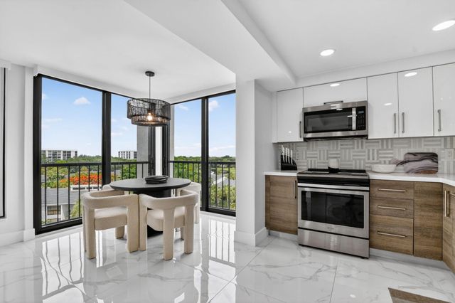 7738 Lakeside Boulevard 362, Boca Raton, FL 33434