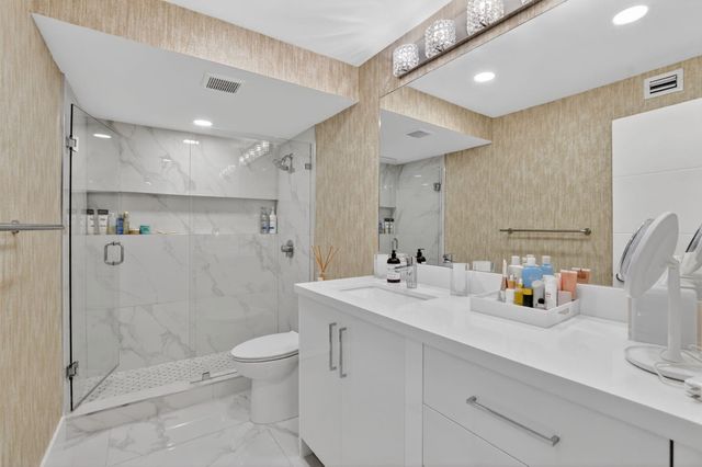 7738 Lakeside Boulevard 362, Boca Raton, FL 33434
