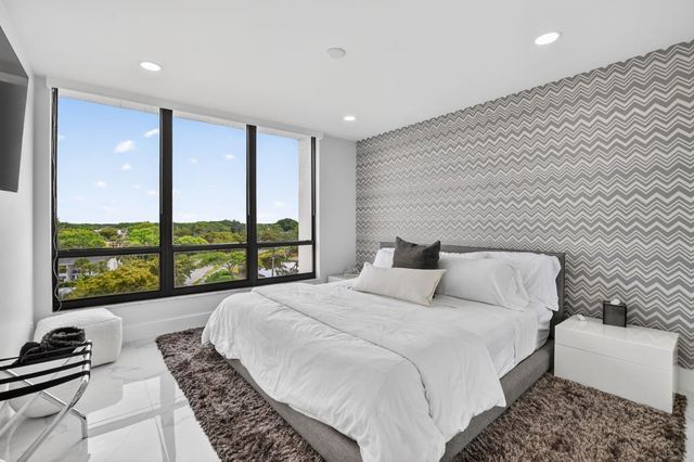 7738 Lakeside Boulevard 362, Boca Raton, FL 33434