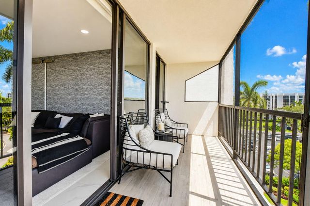 7738 Lakeside Boulevard 362, Boca Raton, FL 33434