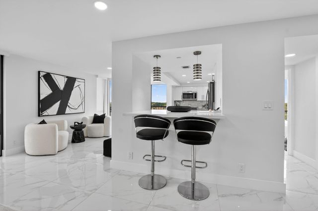 7738 Lakeside Boulevard 362, Boca Raton, FL 33434