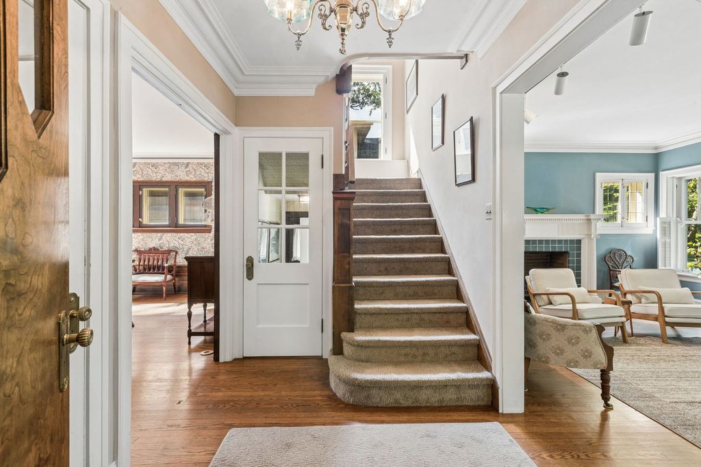 2677 Orrington Avenue, Evanston, IL 60201 — photo 5