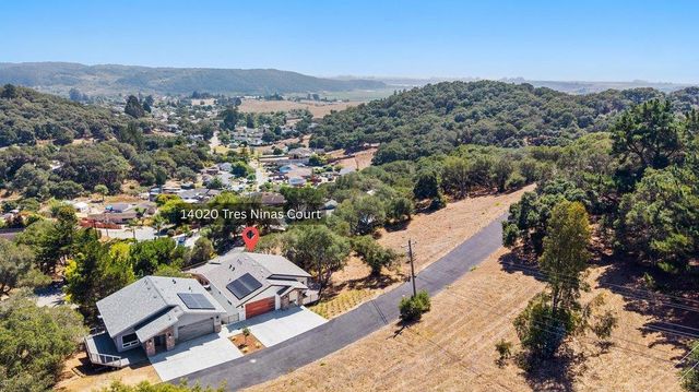 14020 Tres Ninas Court, Watsonville, CA 95076
