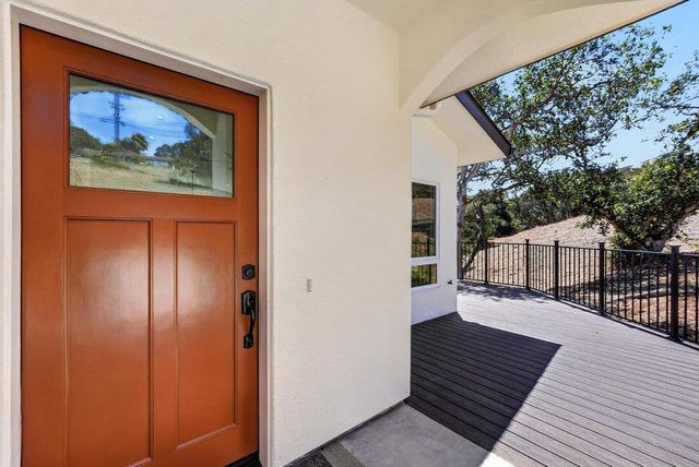 14020 Tres Ninas Court, Watsonville, CA 95076