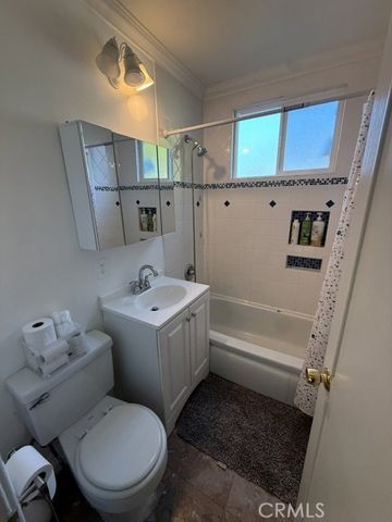 17415 Burbank Drive, Encino (los Angeles), CA 91316