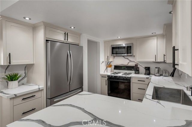 346 Molino, Long Beach, CA 90814