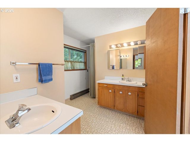 22665 Sw SCHALTENBRAND Ln, Sherwood, OR 97140