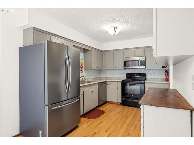 22665 Sw SCHALTENBRAND Ln, Sherwood, OR 97140