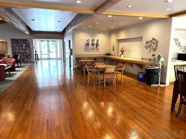 6350 Genesee Ave. 316, San Diego, CA 92122