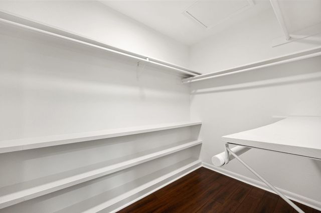 2829 Timmons Lane 130, Houston, TX 77027