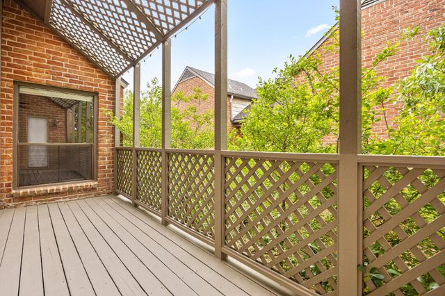 2829 Timmons Lane 130, Houston, TX 77027