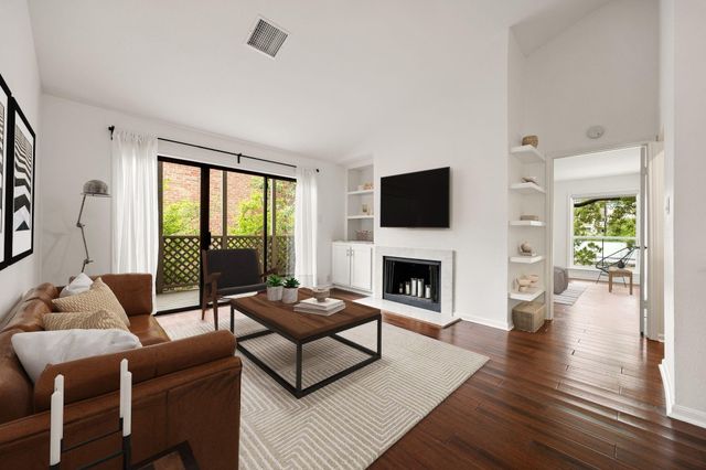 2829 Timmons Lane 130, Houston, TX 77027