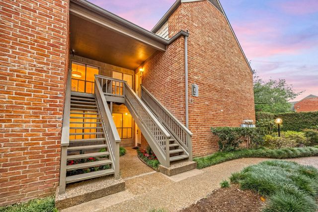 2829 Timmons Lane 130, Houston, TX 77027