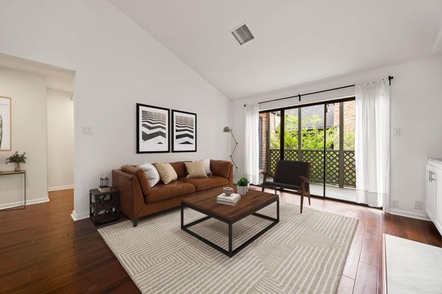 2829 Timmons Lane 130, Houston, TX 77027