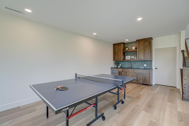 908 Gavin Pass, Hudson, WI 54016