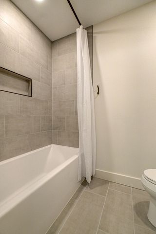 908 Gavin Pass, Hudson, WI 54016