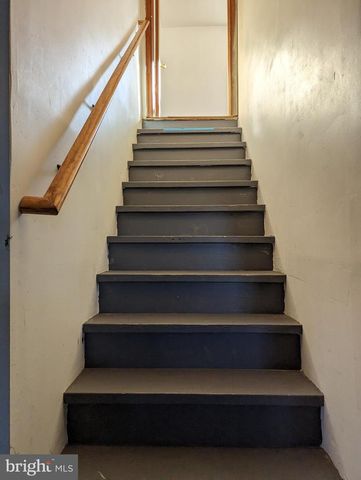 6520 OLD CAROLINA RD, Haymarket, VA 20169