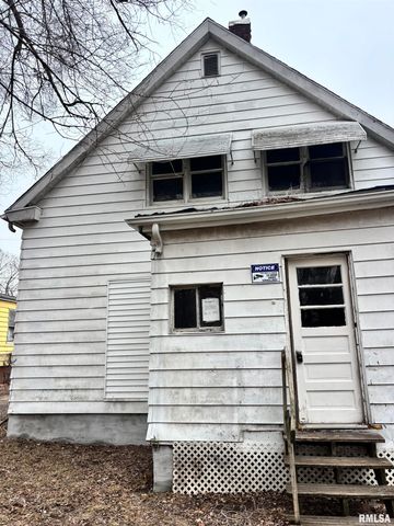 611 HAUNGS Avenue, Peoria, IL 61603