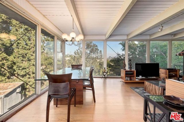 2274 Vasanta Way, Los Angeles, CA 90068