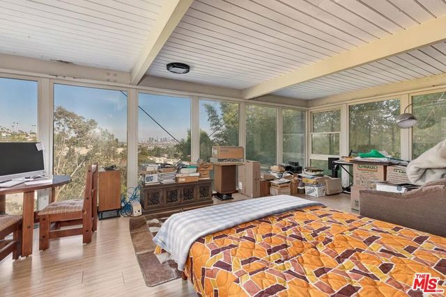 2274 Vasanta Way, Los Angeles, CA 90068