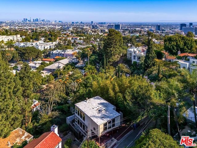 2274 Vasanta Way, Los Angeles, CA 90068