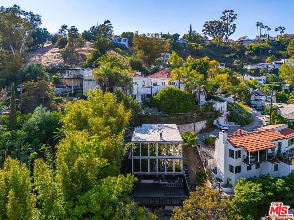 2274 Vasanta Way, Los Angeles, CA 90068