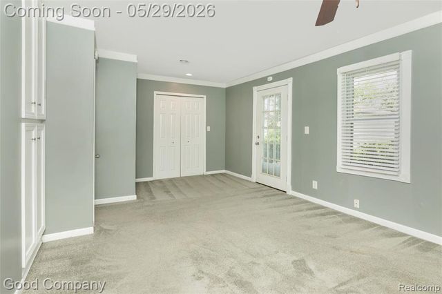 1605 E Hazelhurst Street, Ferndale, MI 48220