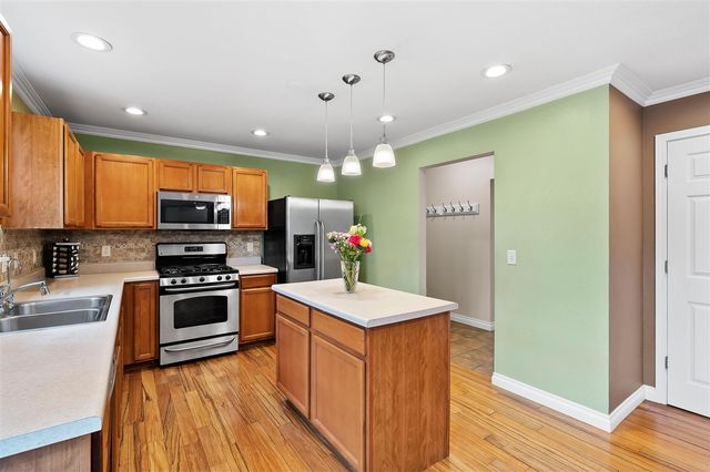 4691 Ashton Farms Boulevard, Portage, MI 49024