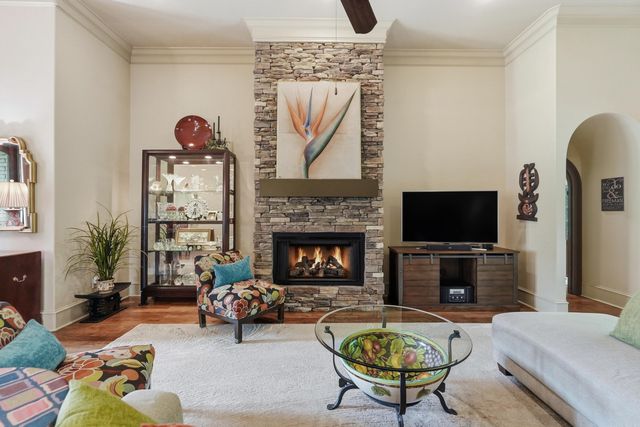 32 Winthrop Point, Little Rock, AR 72211