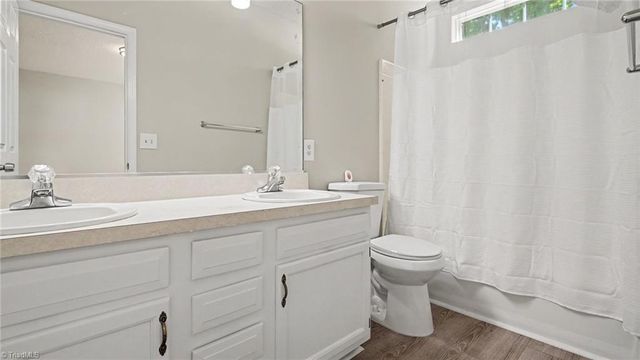 4401 River Forest Lane, Greensboro, NC 27409