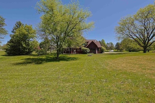 37 Mark Drive, Hawthorn Woods, IL 60047