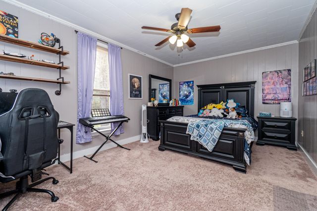 417 Pledger St, Fordyce, AR 71742