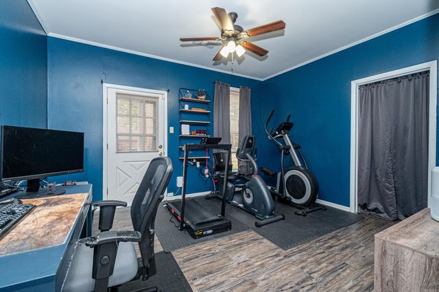 417 Pledger St, Fordyce, AR 71742