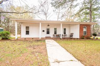 417 Pledger St, Fordyce, AR 71742