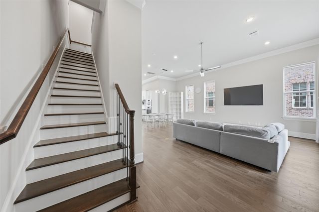 8612 Emnora Lane, Houston, TX 77080