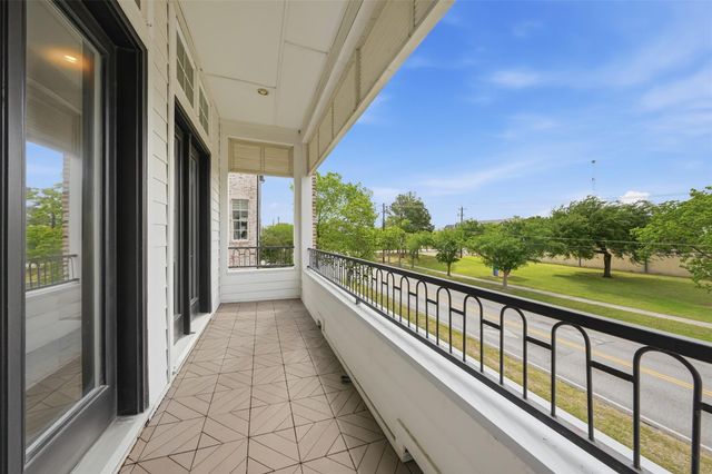 8612 Emnora Lane, Houston, TX 77080
