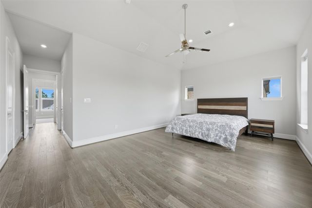 8612 Emnora Lane, Houston, TX 77080