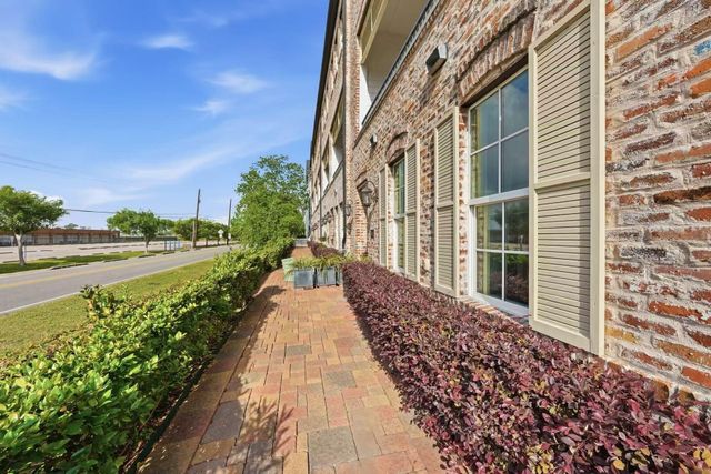 8612 Emnora Lane, Houston, TX 77080