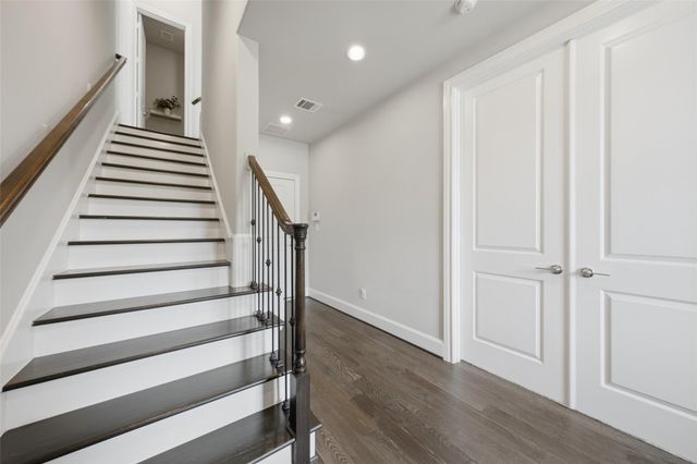 8612 Emnora Lane, Houston, TX 77080