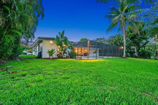 16731 Harbor Court, Weston, FL 33326
