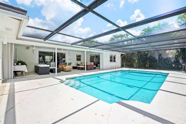 16731 Harbor Court, Weston, FL 33326