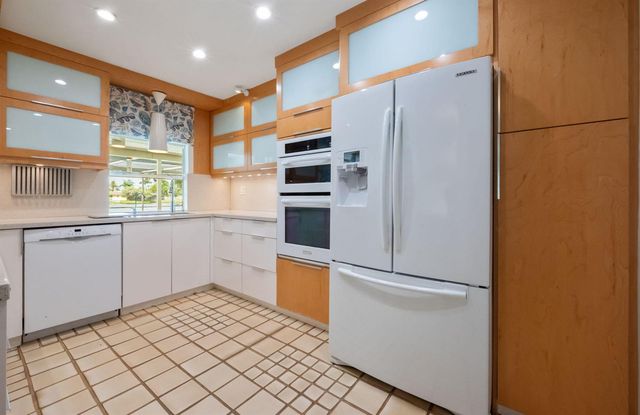 16731 Harbor Court, Weston, FL 33326